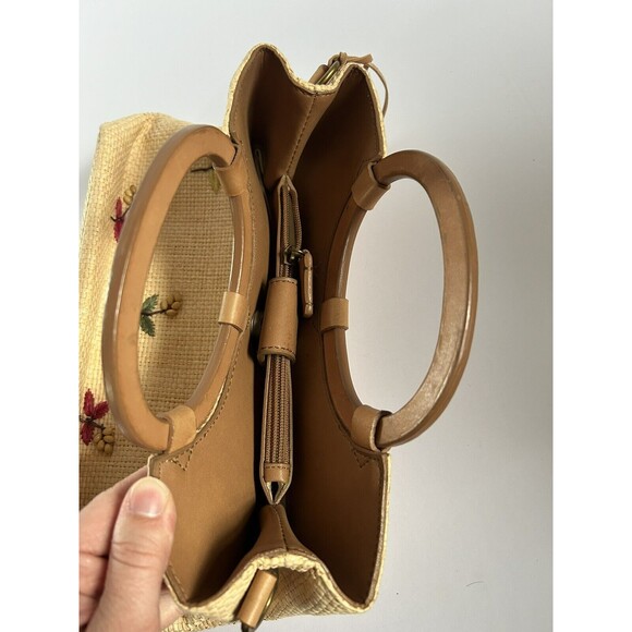 Fossil Vintage Embroidered Straw Beaded Floral Summer Handbag Retro Wood Handles - Picture 5 of 8